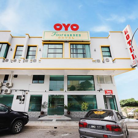 Oyo 44043 First Garden Hotel Kuantan Zewnętrze zdjęcie